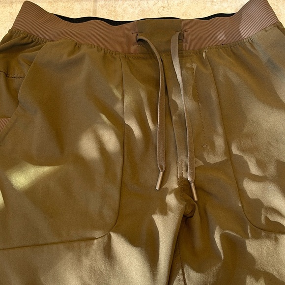 Lululemon ABC wrap stream - Picture 1 of 5